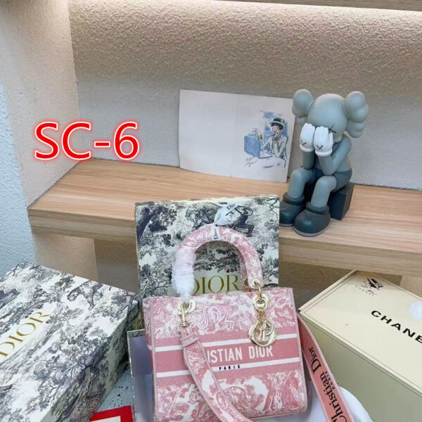 Z5758-55.99$ Dior size 24cm - Image 2