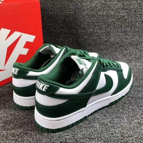 Z5717-49.99$ Nike size 36-46 - Image 5