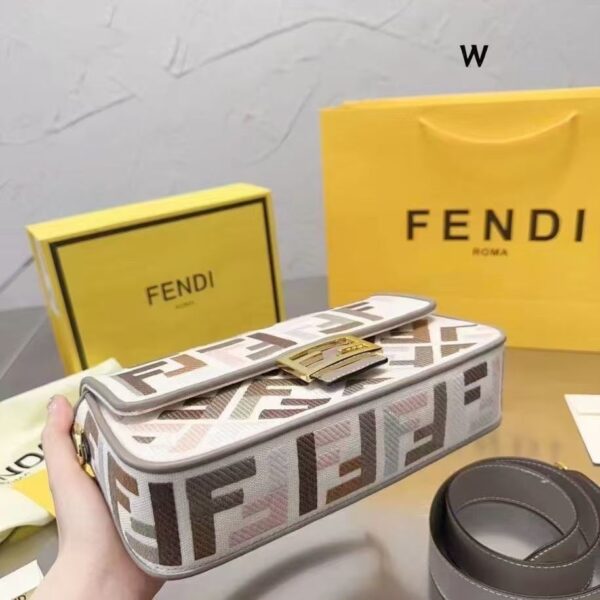 Z5716-69..99$ Fendi - Image 5