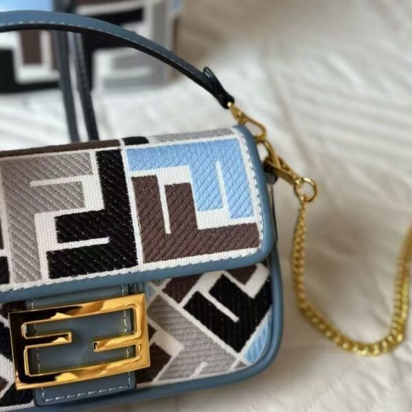 Z5716-69..99$ Fendi - Image 6