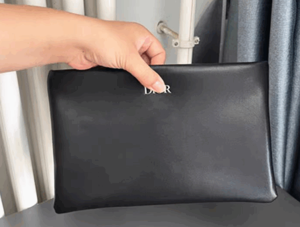 Z4850-55.99$-Dior leather - Image 3