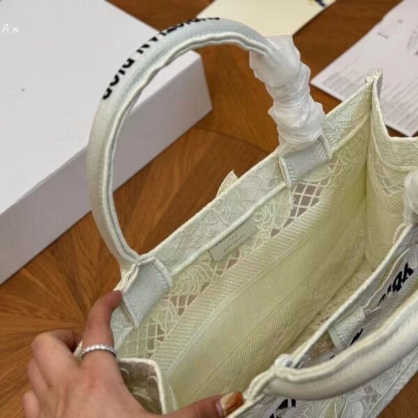 Z5095 DIOR 68$ - Image 6