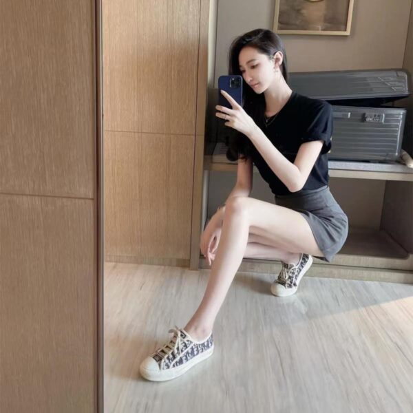 Z5690-55.99$ Dior - Size 35-42 - Image 5