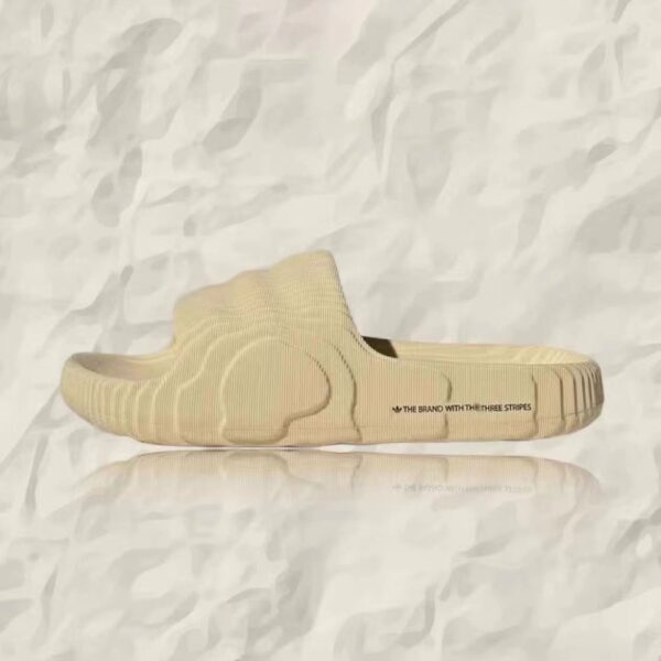 Jam4773 Adidas 29.9$ 215 YZTX - Image 7