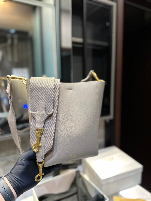 Jam5506 CELINE 59$ - Image 7