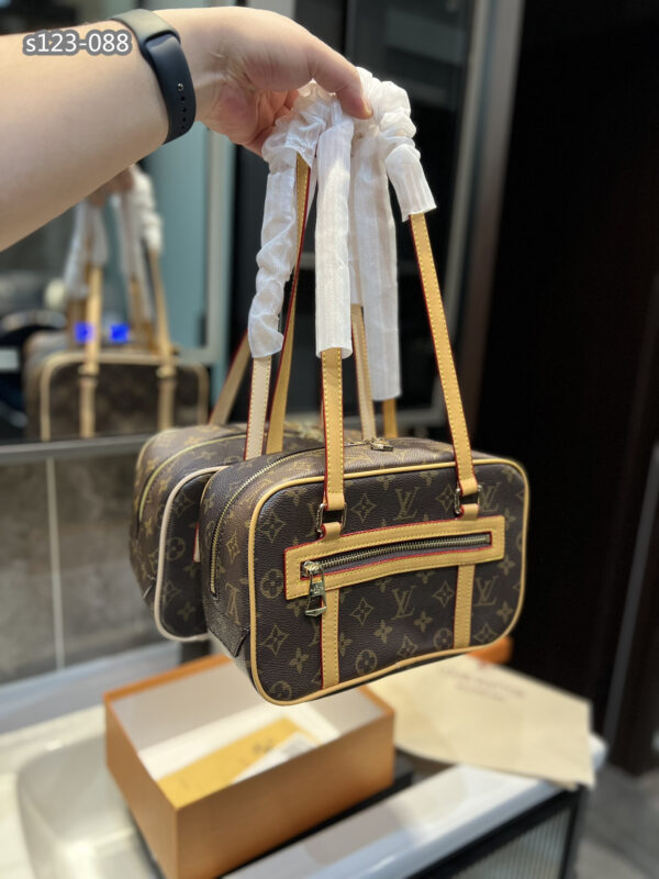 Jam1084 LV BOX+ 430 55$ GBB - Image 7
