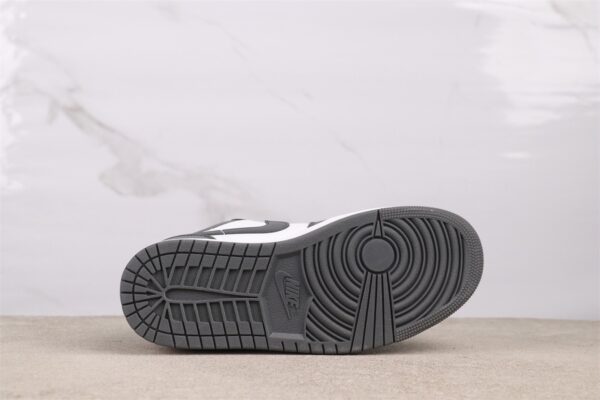 Jam4015 NIKE AIR  55$ - Image 7