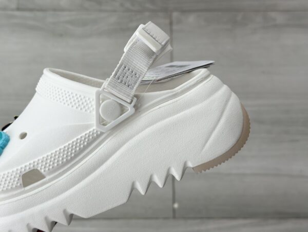 Jam5330 Crocs 49.99$ - Image 8