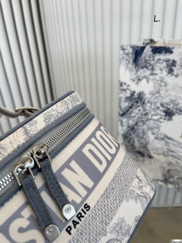 Z5173 Dior 55$ - Image 12