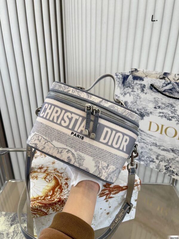 Z5173 Dior 55$ - Image 7