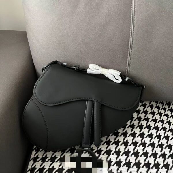 Z4760-55.99$ Dior - Image 7