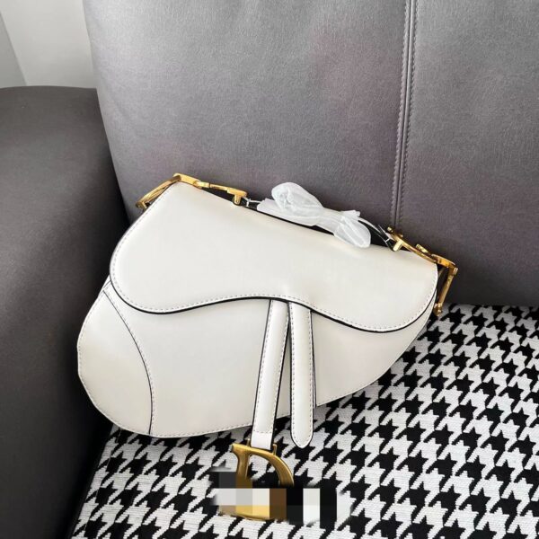 Z4760-55.99$ Dior - Image 9