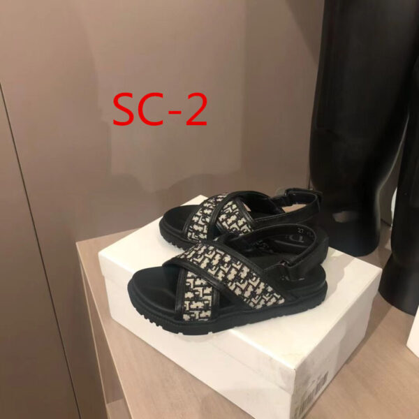 Z5399-49.99$ Dior Children's Sandals Size 26-36