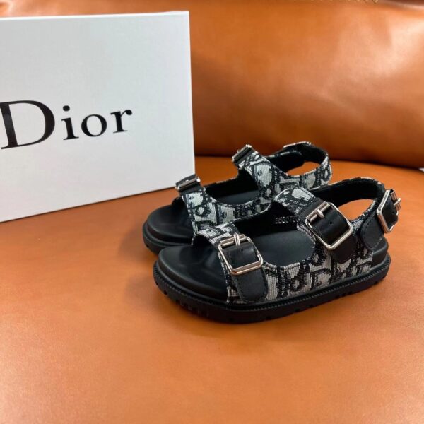 Z5399-49.99$ Dior Children's Sandals Size 26-36 - Image 6