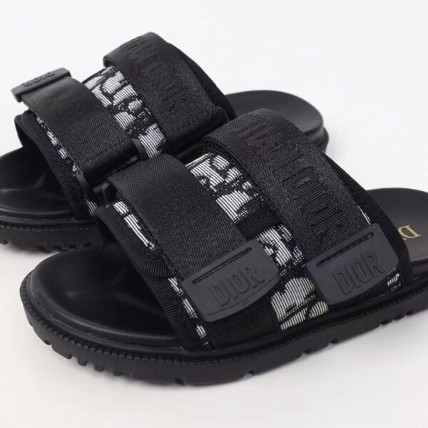 Z5399-49.99$ Dior Children's Sandals Size 26-36 - Image 10