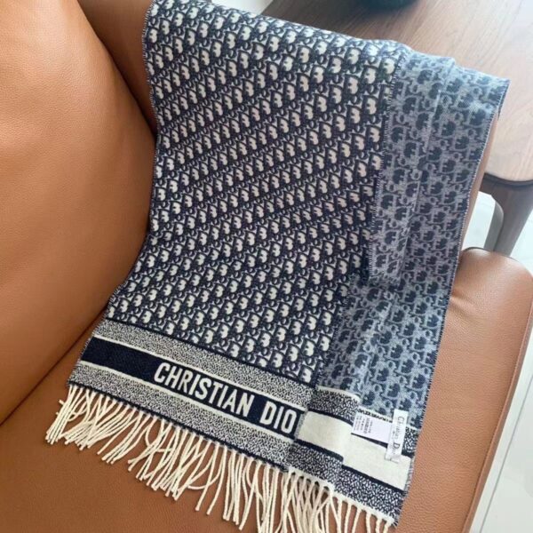 Z4335-29.99$ HERMERS DIOR LV Scarf - Image 6
