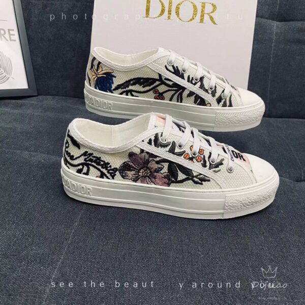 Z5432 Dior 55$ - Image 9