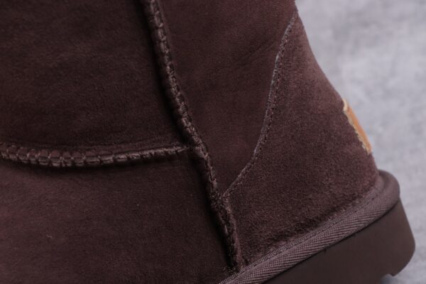 Jam790 UGG 310 43.8$ UGG - Image 8