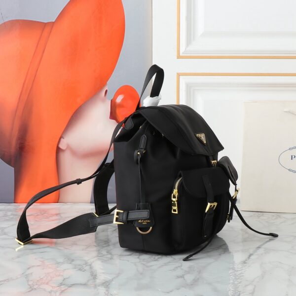 Jam5366  PRADA 69.99$ - Image 8