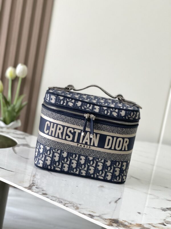 Jam5518 DIOR 78$ - Image 8