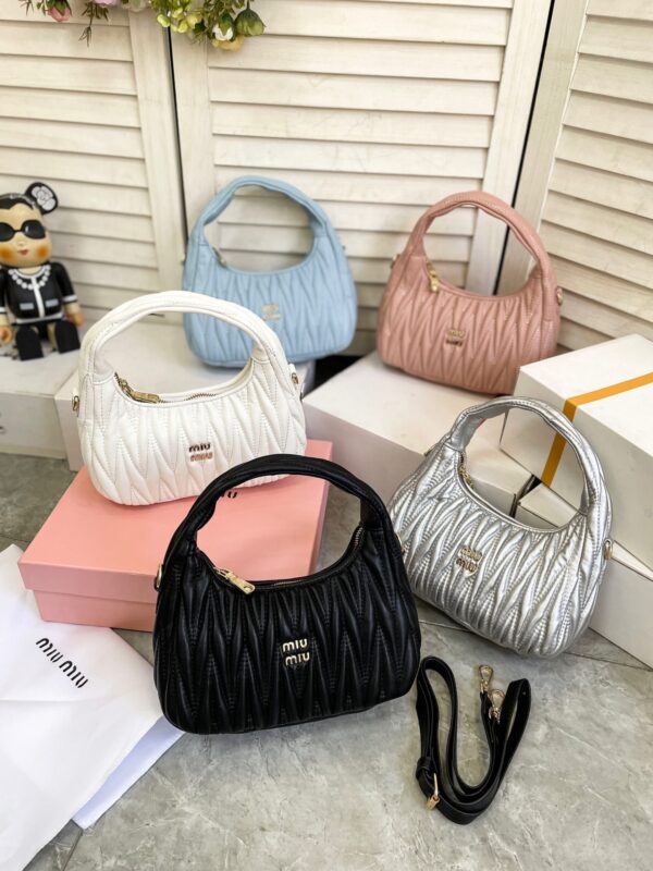 Jam3676 MIUMIU 49.99$  370 GBB - Image 8