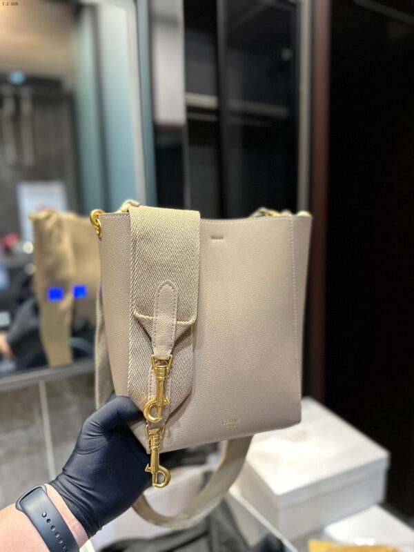 Jam5506 CELINE 59$ - Image 8