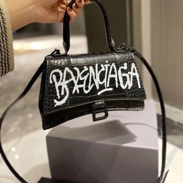 Jes4280 49.99$ Balenciaga - Image 8