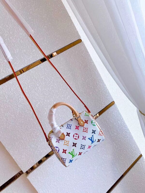 Jam1302 LV pillow bag 335 58$ GBB - Image 8