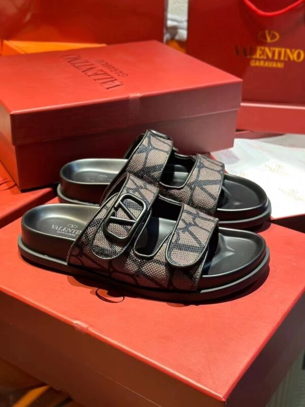 Z5481-55$-Huanu Tianlun - Image 3