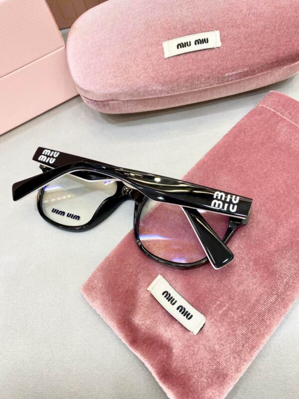 TL2610 MIUMIU 52.99$ - Image 5