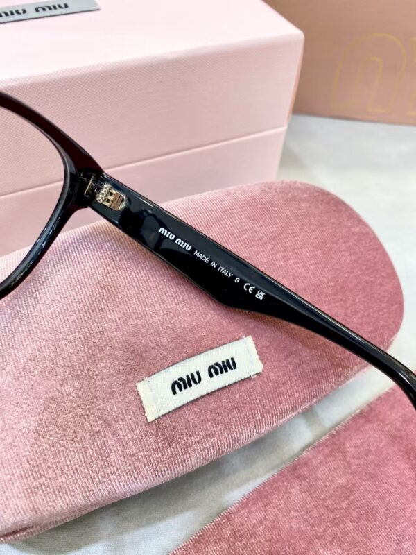 TL2610 MIUMIU 52.99$ - Image 8