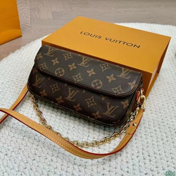 Z5561-58.99$ LV-Size 21*13 - Image 5