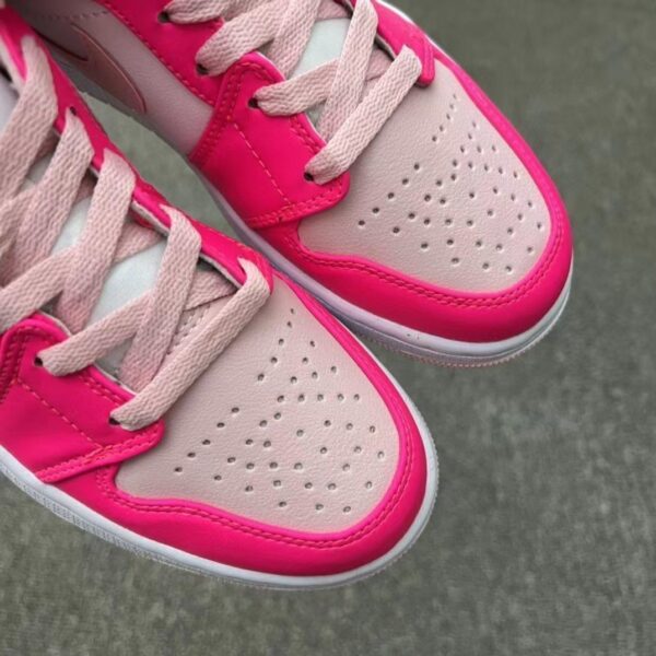 Z5556-56.99$ Nike Women's Edition, Size 36-40 - Image 6