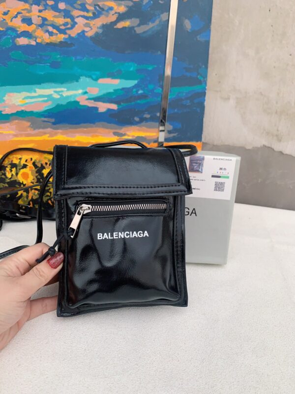 Jam4103 Balenciaga 68$ - Image 9