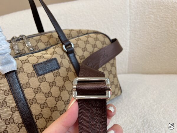 Jam4035    GUCCI    70$ - Image 9