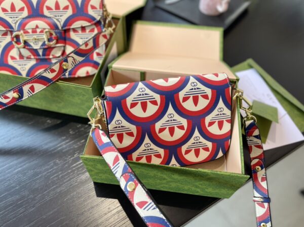 Jam4046  GUCCI   75$ - Image 9