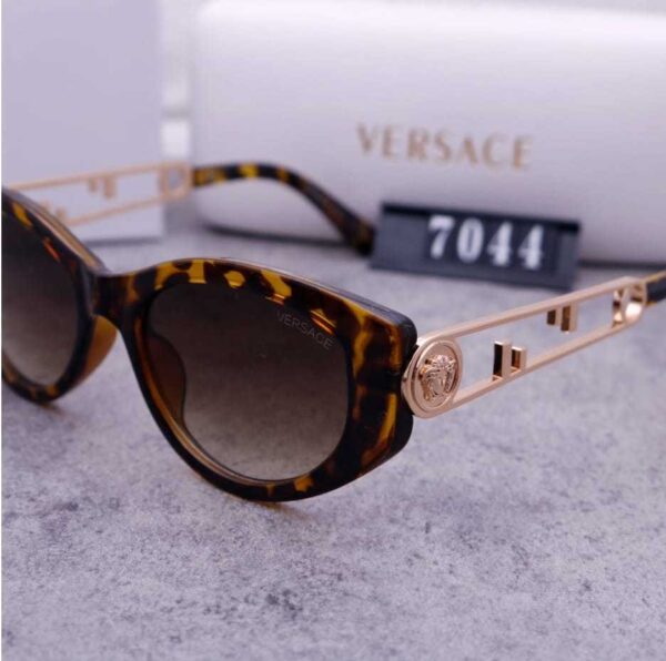 Jam2867 VERSACE 23.99$ 175 - Image 9