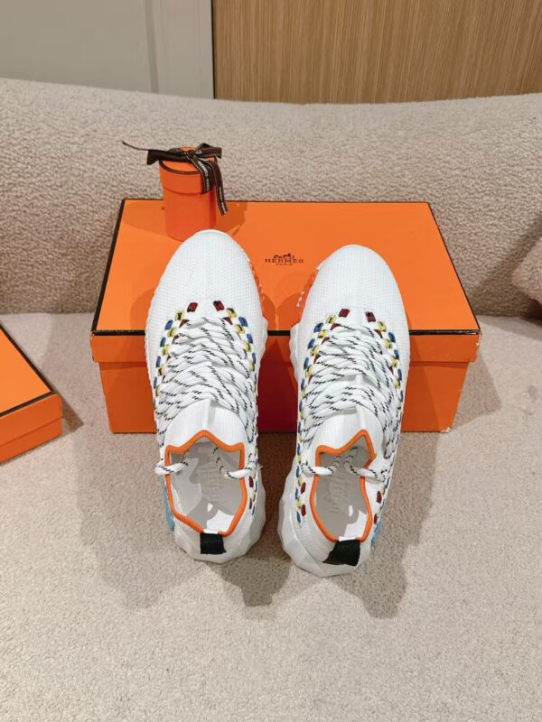 TL2605 HERMES 85.99 BOX