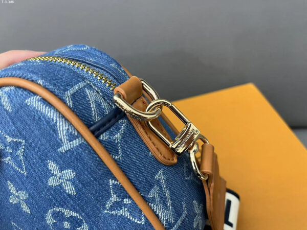 Z5429 LV 52$ - Image 9