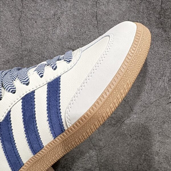 Jam6214 Adidas 54$