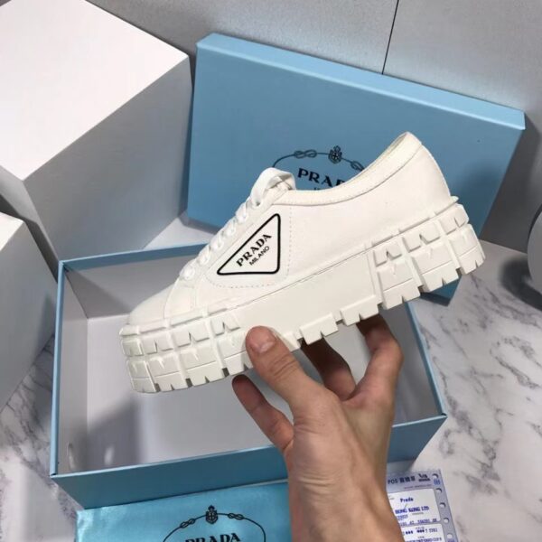 Jes3409 41.6$ PRADA - Image 10