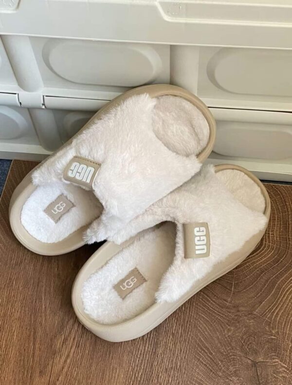UGG TOP 2023 5A 40$ 290 XHX - Image 10