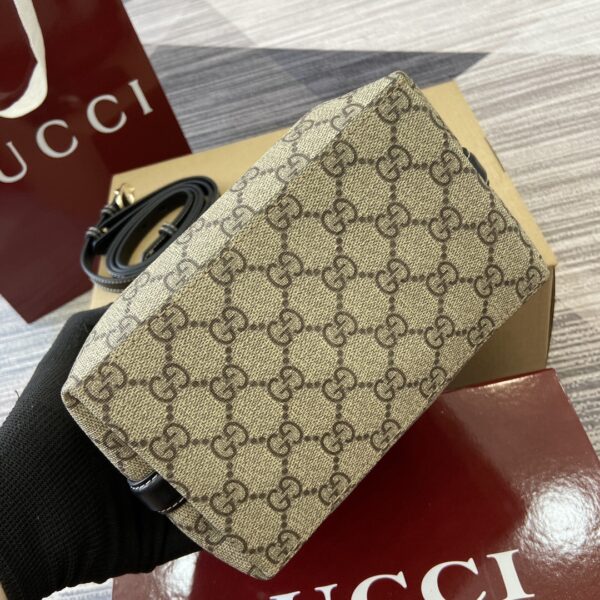 Jam5479 GUCCI GG Emblem 78$ - Image 10