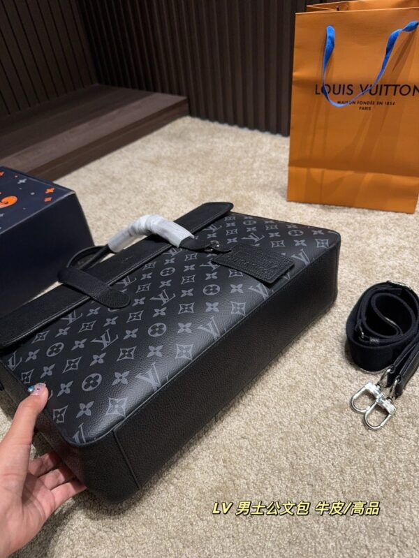 Jam5235 LV Bag 110$ - Image 10
