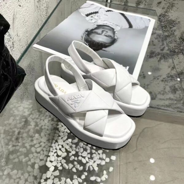 Jes3204 35$ PRADA - Image 10