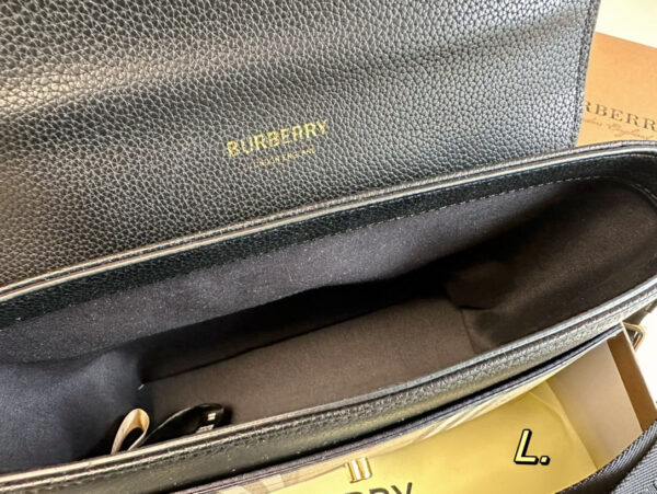 Jam2428 Burberry 5A+ 56.8$ GBB - Image 9