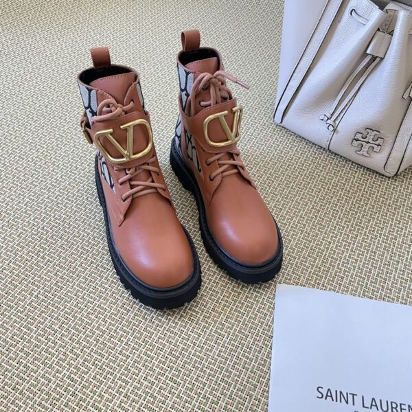 Valentino 59.99$ code 449-6801-R - Image 9