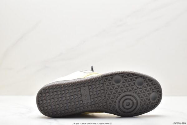 adidas 49.99$ code 351-6731-R - Image 2