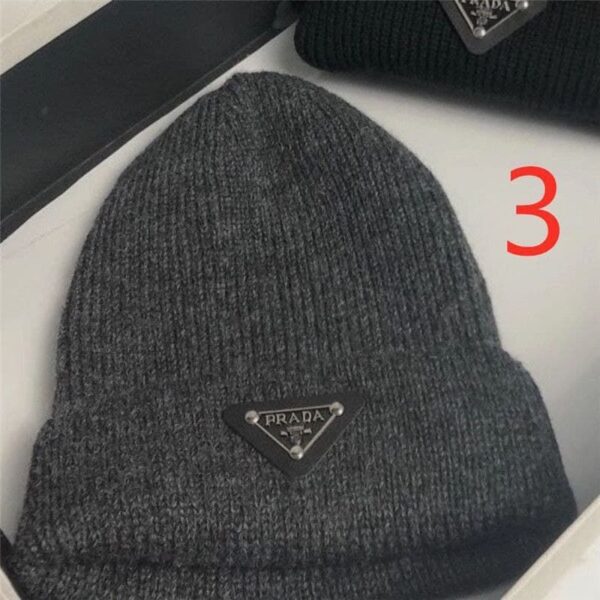 Prada 18.22$ CODE 398-5472-R