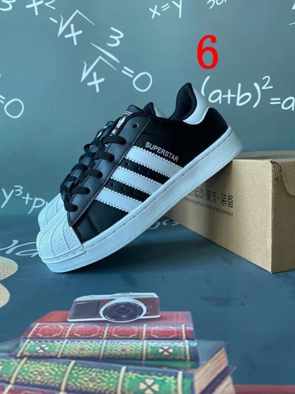 Adidas 22.55$ CODE 274-2793-R - Image 5